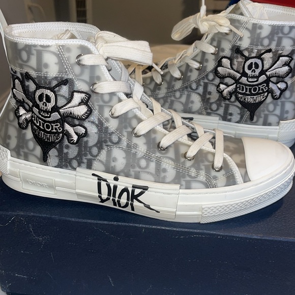 Dior bumble bee converses - Picture 3 of 3